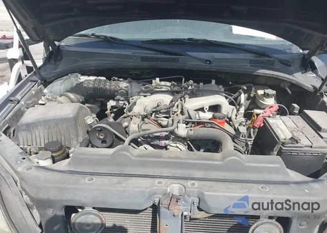 2005 Kia Sorento Ex/Lx z USA, uszkodzony, nr VIN KNDJC733055348160